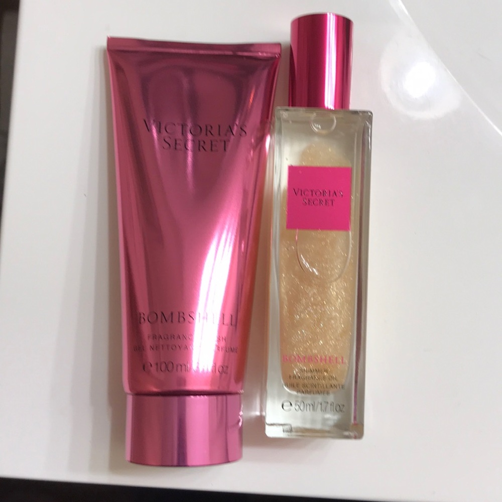 NWOT VS Bombshell Fragrance Wash and Shimmer Oil
